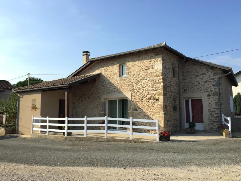 Chambres D'Hotes Du Maspourquet Saint-Santin-Aveyron Eksteriør bilde